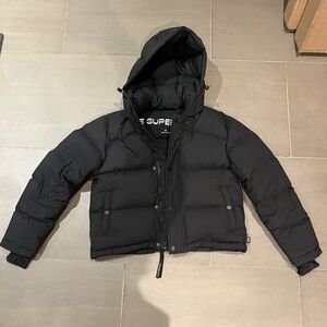 Aritzia The Super Puff Shorty - cliMATTE